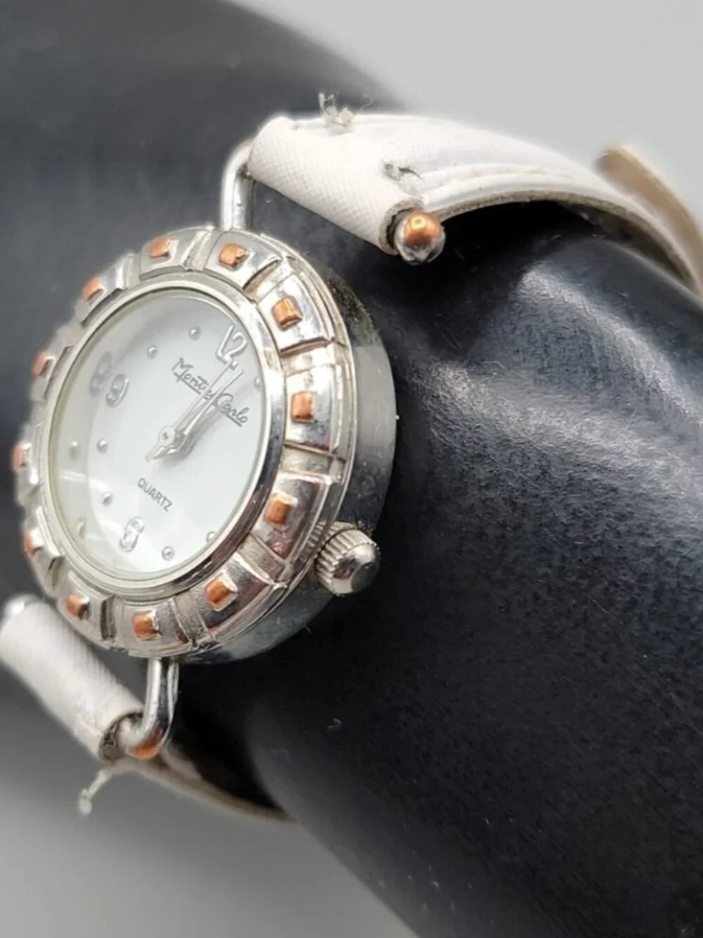 Montres Carlo Ladies Quartz Watch 25mm Dial 6.75